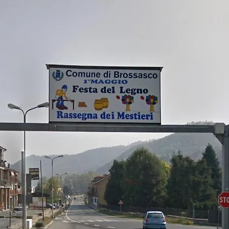 Locazione Turistica Varaita-brossasco Апартаменты *