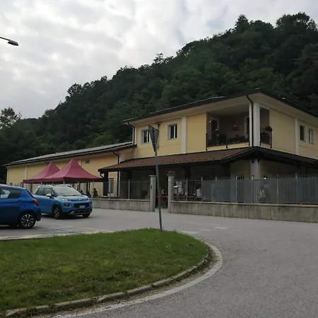 Апартаменты Locazione Turistica Varaita-brossasco *